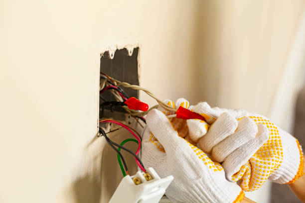 Best Emergency Electrical Repair Services  in Laureles, TX